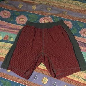 Men’s Lululemon shorts 8in inseam large